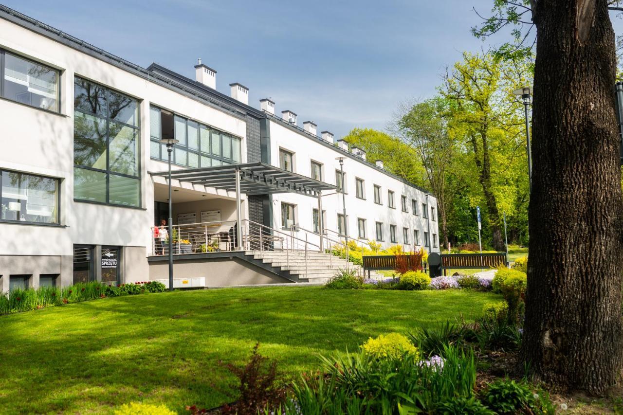 Centrum Rehabilitacji Spolecznej I Zawodowej Zaz Sloneczne Wzgorze Tarnow Luaran gambar