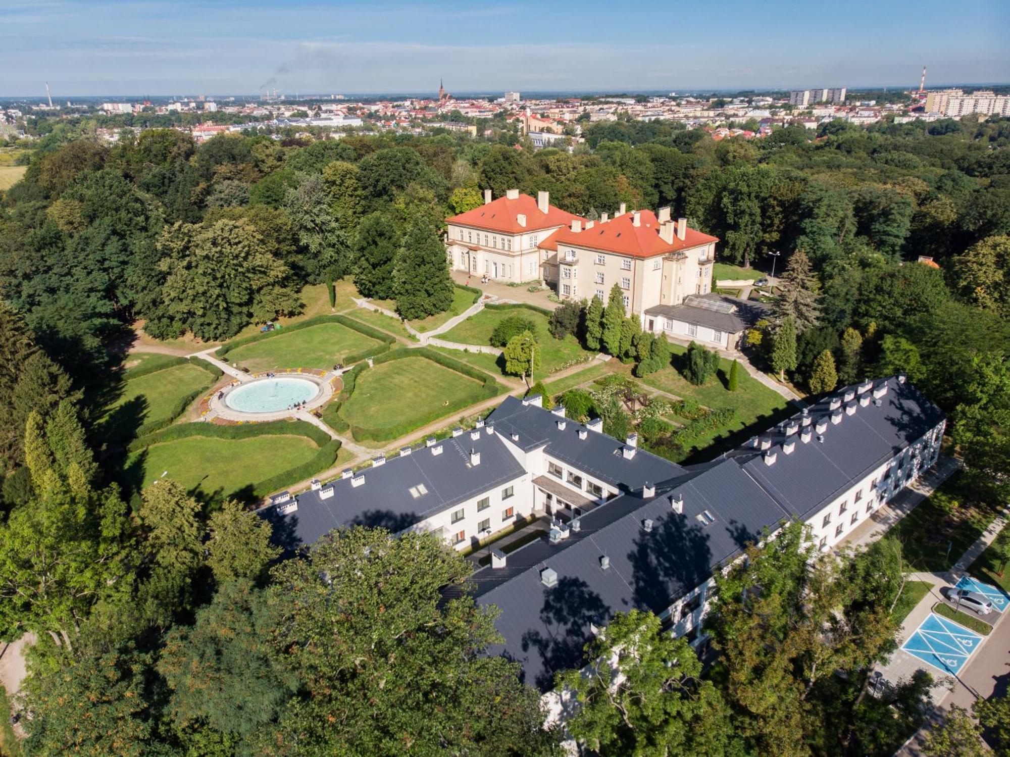 Centrum Rehabilitacji Spolecznej I Zawodowej Zaz Sloneczne Wzgorze Tarnow Luaran gambar