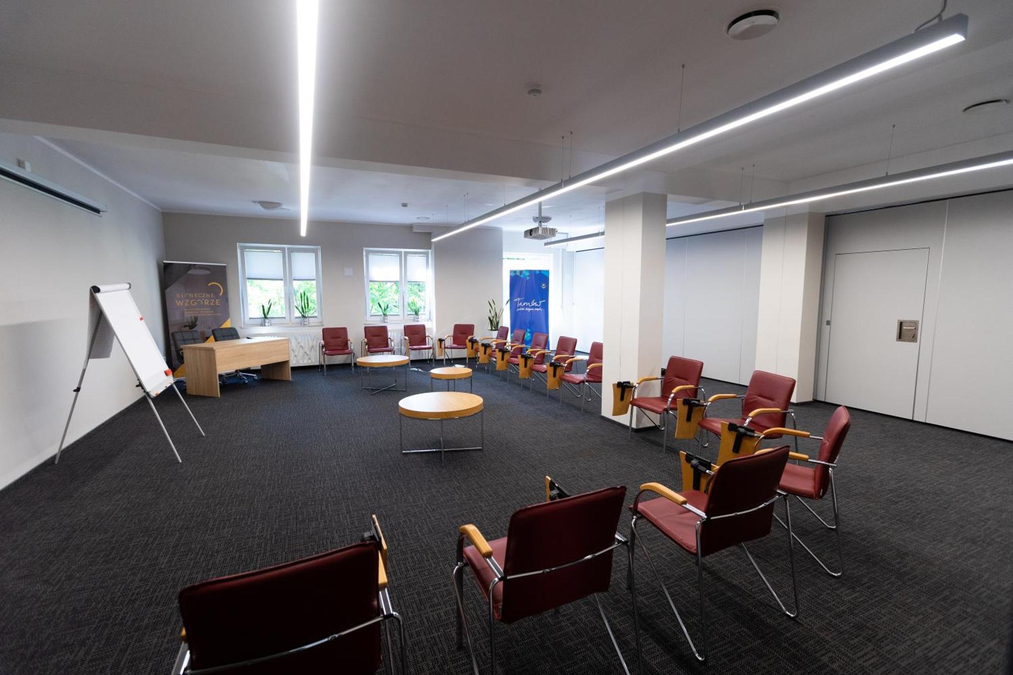 Centrum Rehabilitacji Spolecznej I Zawodowej Zaz Sloneczne Wzgorze Tarnow Luaran gambar