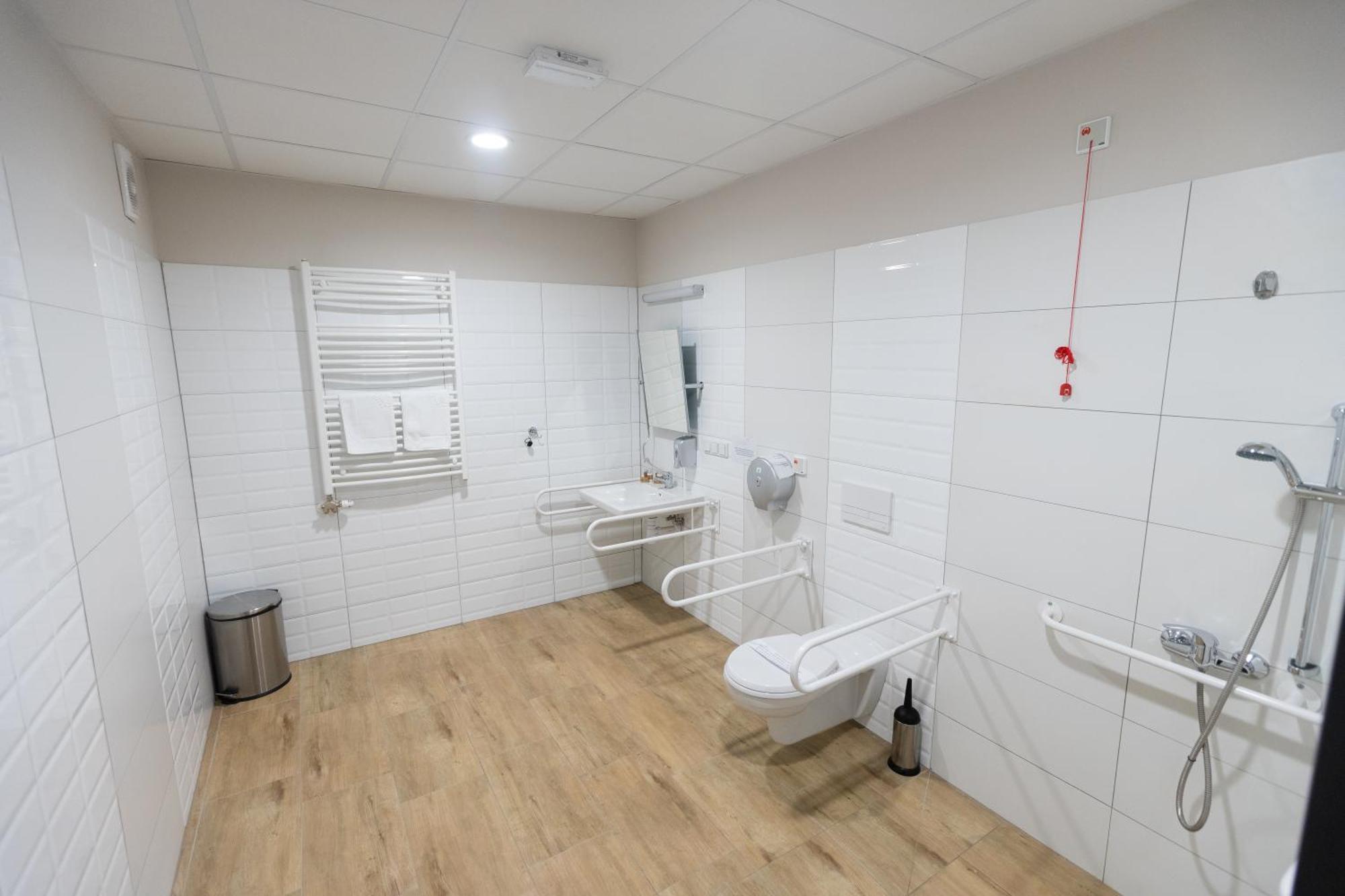 Centrum Rehabilitacji Spolecznej I Zawodowej Zaz Sloneczne Wzgorze Tarnow Luaran gambar